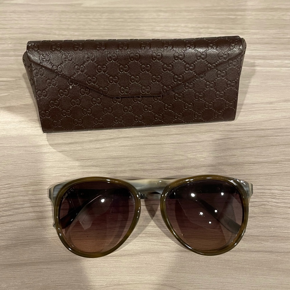 Gucci Olive Round Sunglasses - Picture 2 of 9